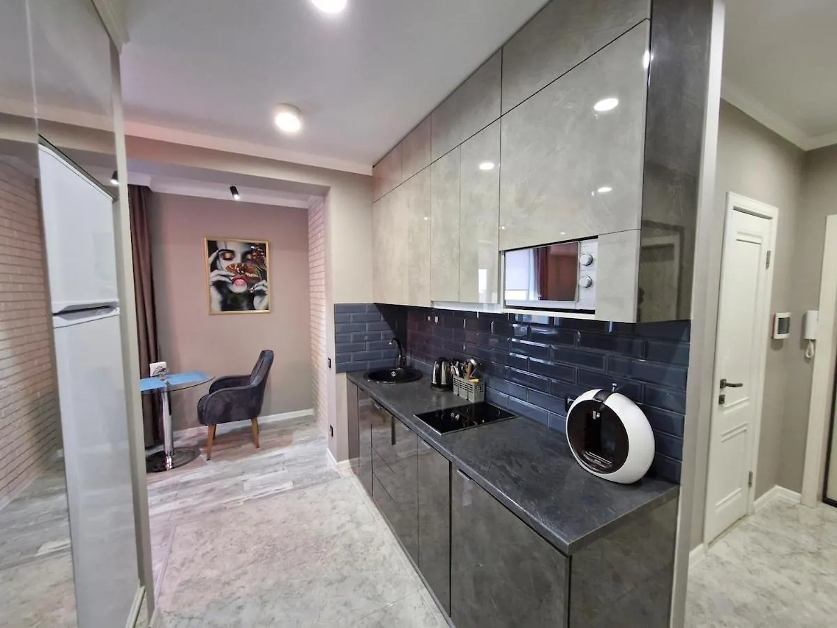 Stayyoung Жк Молодежный Almaty Apartment