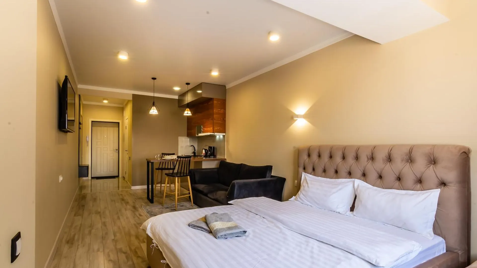 Stayyoung Жк Молодежный Almaty Kazakhstan